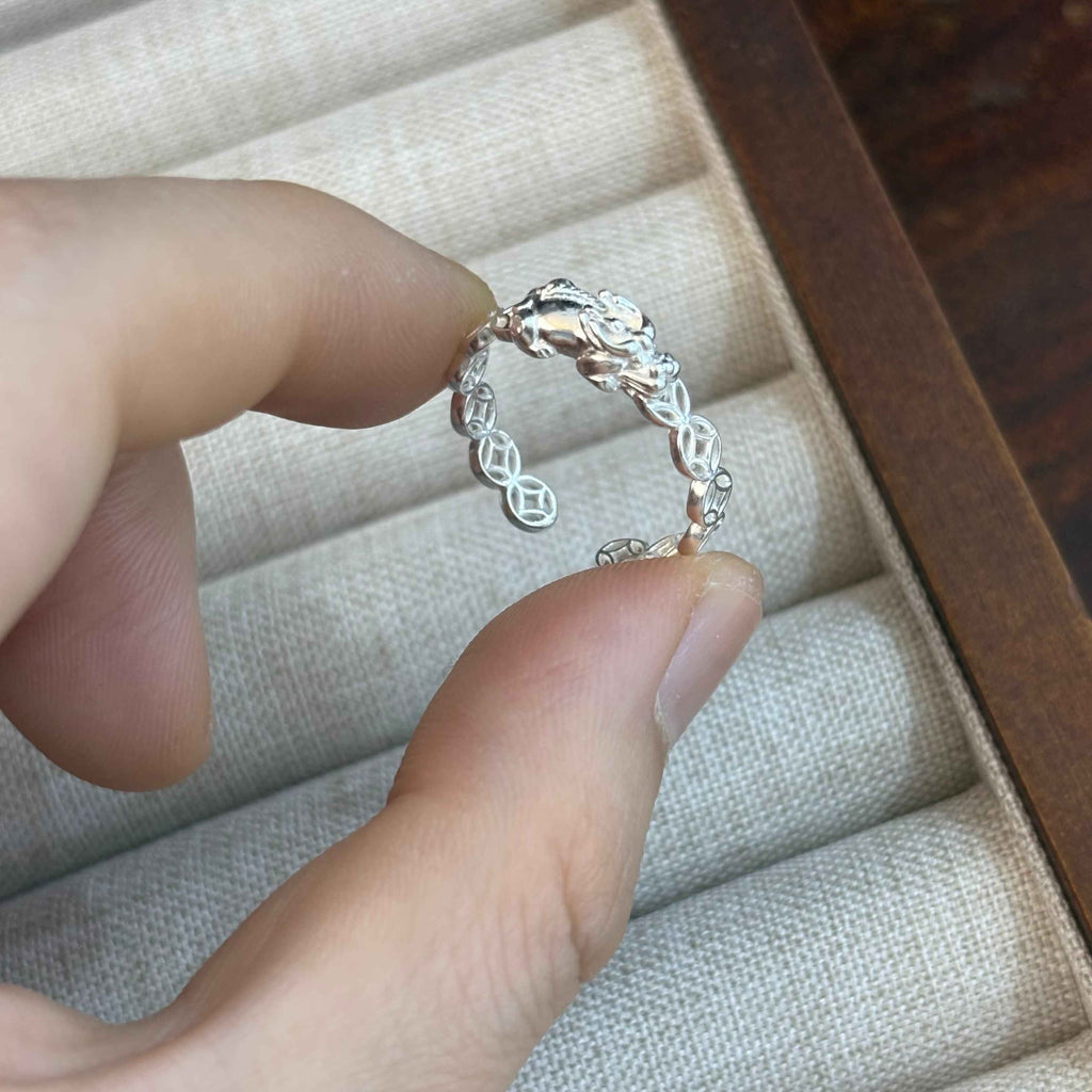 Fortuna Pixiu Coin Ring in Sterling Silver