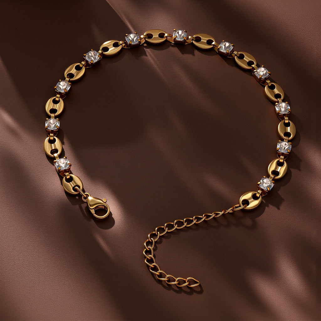 Velina Lux necklace detail