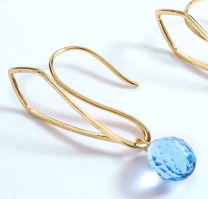 Luxury Crystal Earrings | Elegant Sparkling Studs for Women