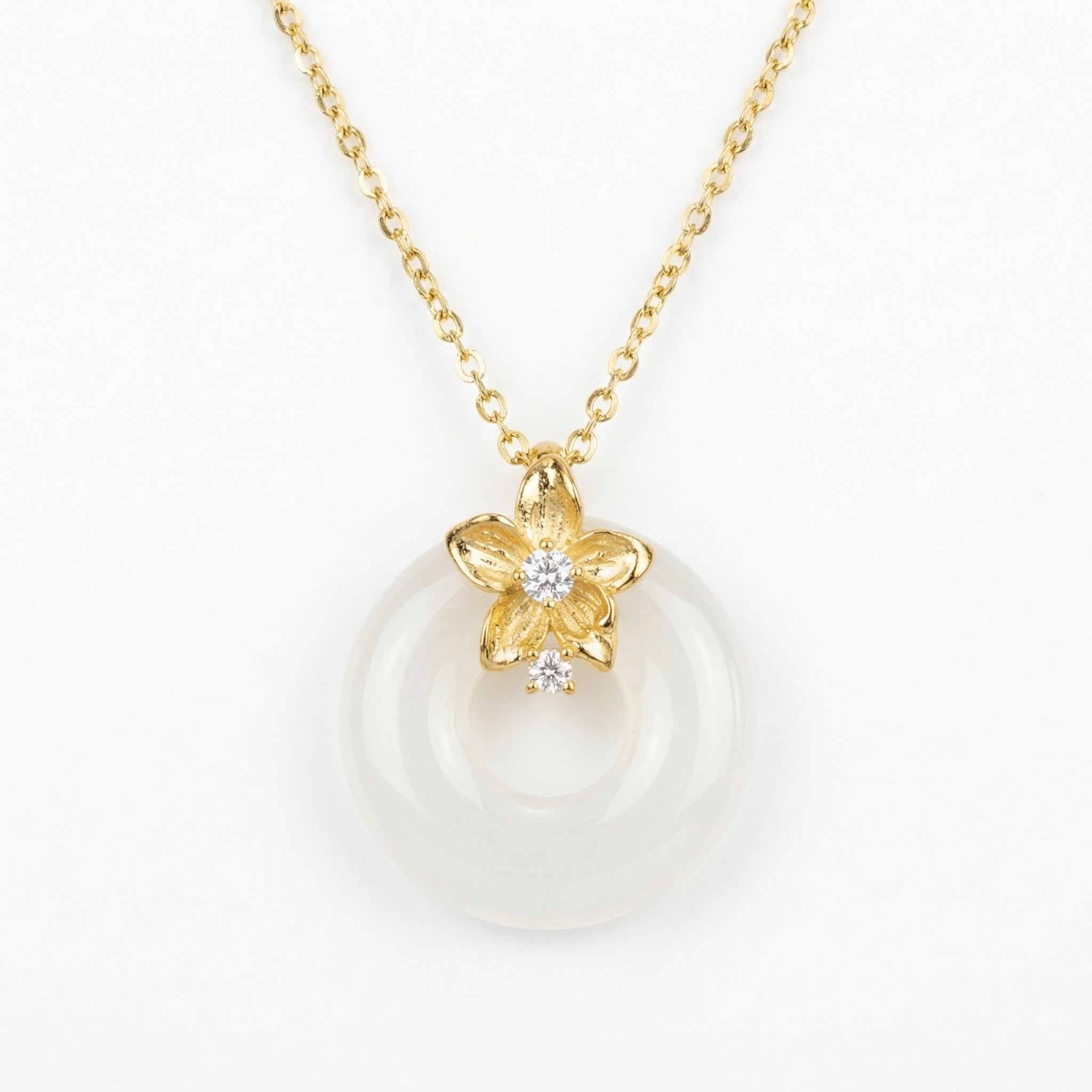 Sterling silver floral blossom circle pendant necklace
